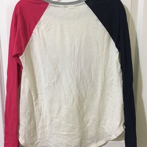 Girls long sleeve shirt size 14-16(xxl)